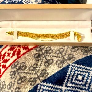Beautiful 14k Gold plated bracelet.